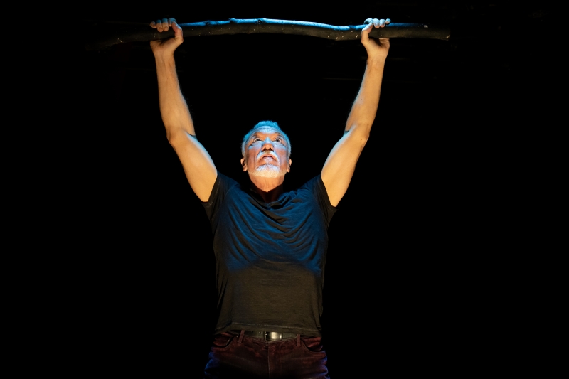 Patrick Page in ALL THE DEVILS ARE HERE Extends Through February 25; Plus New Photos! Image