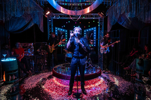 Photos: First Look at THE BAR AT THE EDGE OF TIME By Frozen Light Image