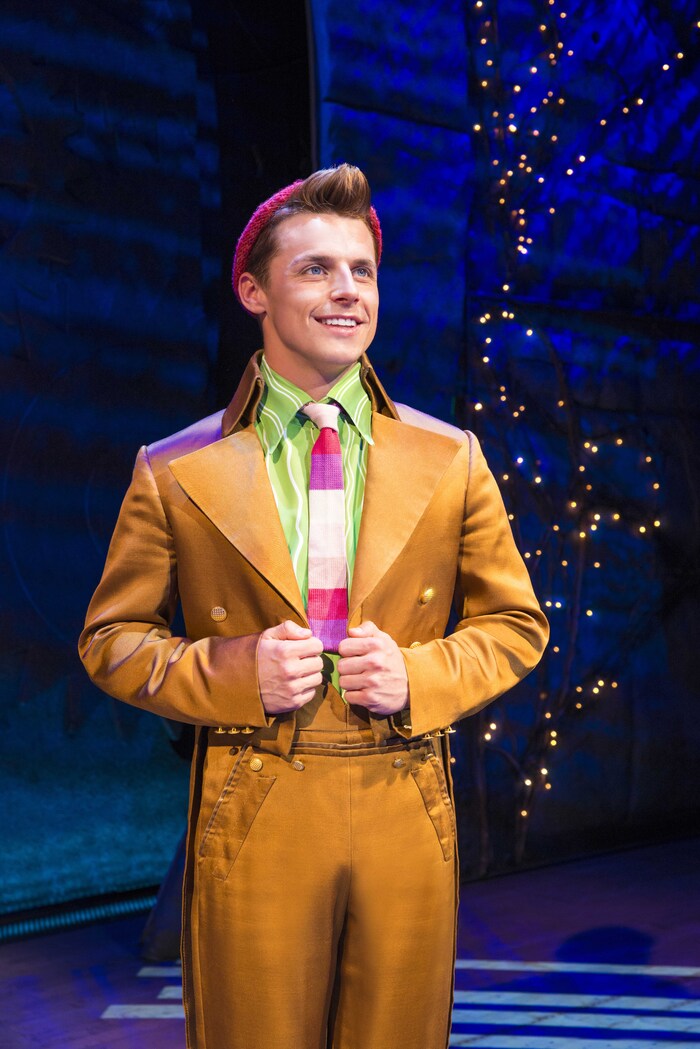Photos: First Look at the New UK Tour Cast of WICKED Image