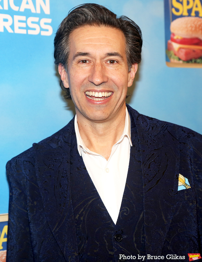 Photos: On the Red Carpet at SPAMALOT Opening Night Image