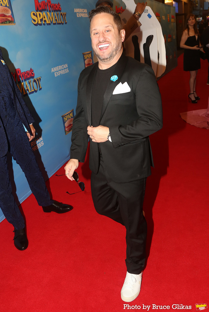 Photos: On the Red Carpet at SPAMALOT Opening Night Image
