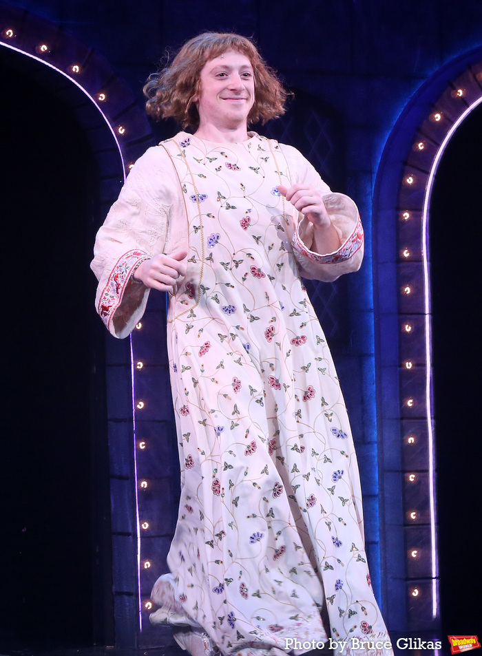Photos: Get a Look at SPAMALOT Opening Night Bows! Image