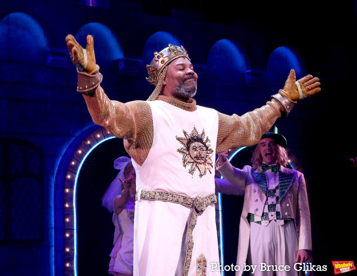 Photos: Get a Look at SPAMALOT Opening Night Bows! Image