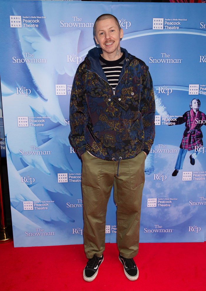 Photos: Stars Arrive at the Opening of THE SNOWMAN at the Peacock Theatre Image