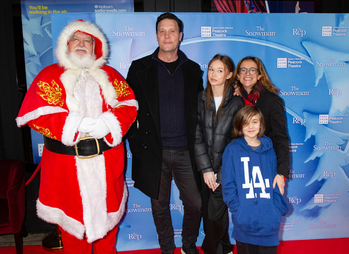 Photos: Stars Arrive at the Opening of THE SNOWMAN at the Peacock Theatre Image