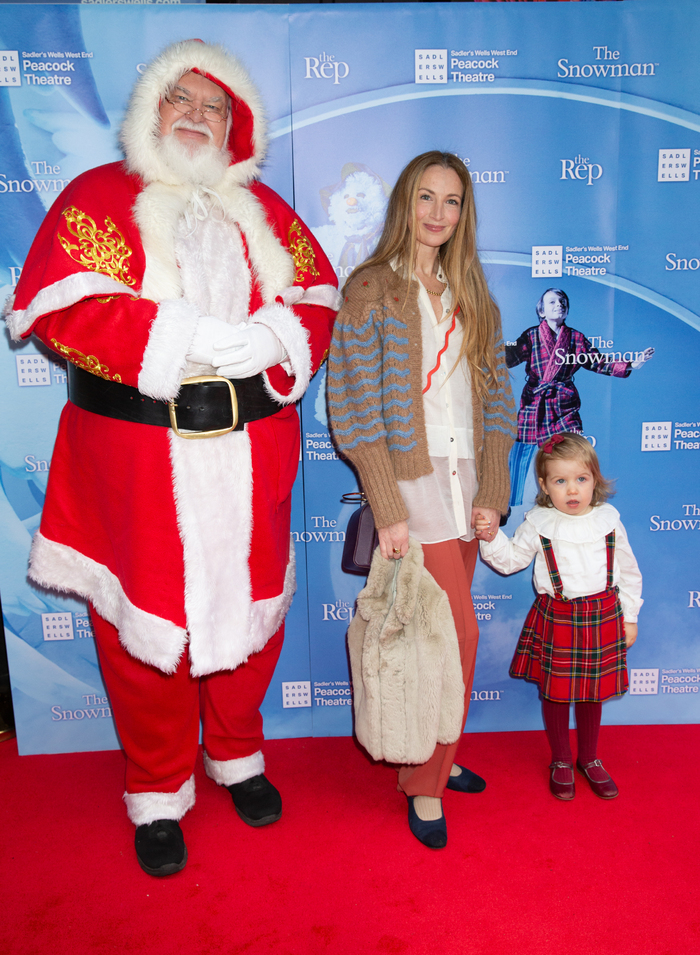 Photos: Stars Arrive at the Opening of THE SNOWMAN at the Peacock Theatre 