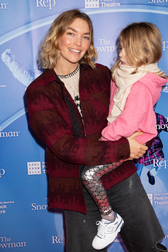 Photos: Stars Arrive at the Opening of THE SNOWMAN at the Peacock Theatre Image