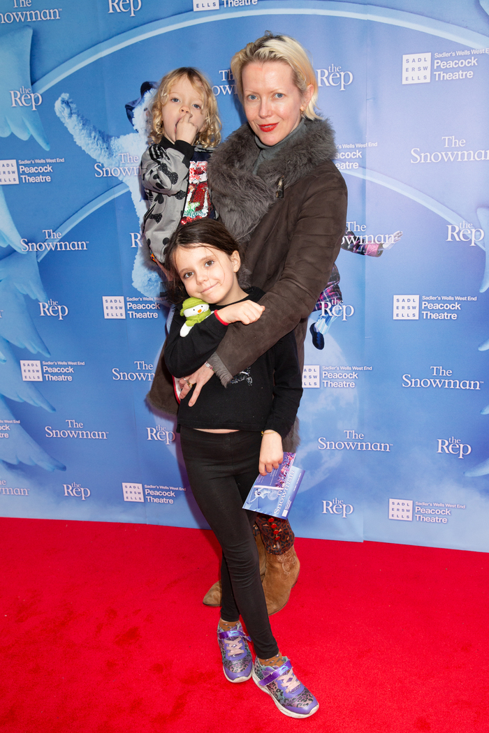 Photos: Stars Arrive at the Opening of THE SNOWMAN at the Peacock Theatre Image