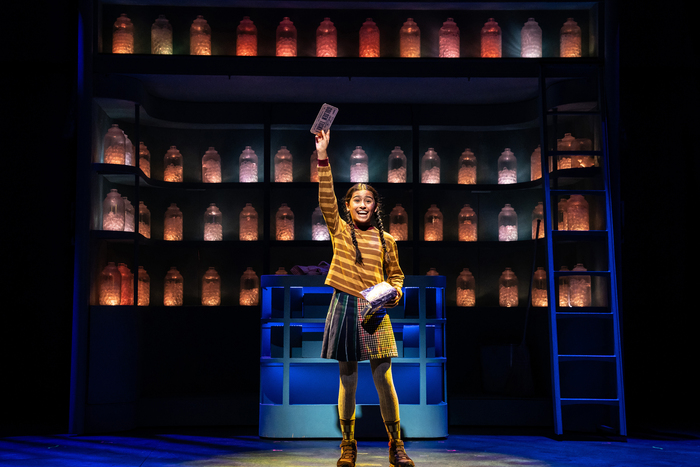 Photos: First Look at CHARLIE AND THE CHOCOLATE FACTORY at Paramount Theatre Image