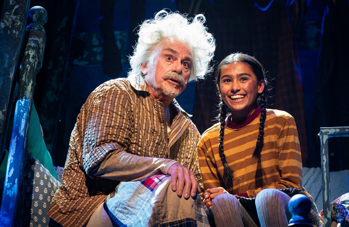 Photos: First Look at CHARLIE AND THE CHOCOLATE FACTORY at Paramount Theatre Image