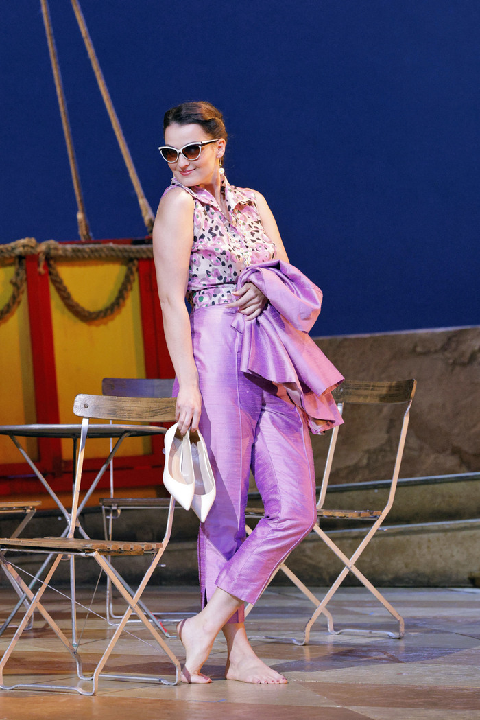 Photos: First Look at THE ELIXIR OF LOVE at San Francisco Opera Image