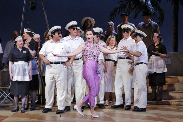 Photos: First Look at THE ELIXIR OF LOVE at San Francisco Opera Image