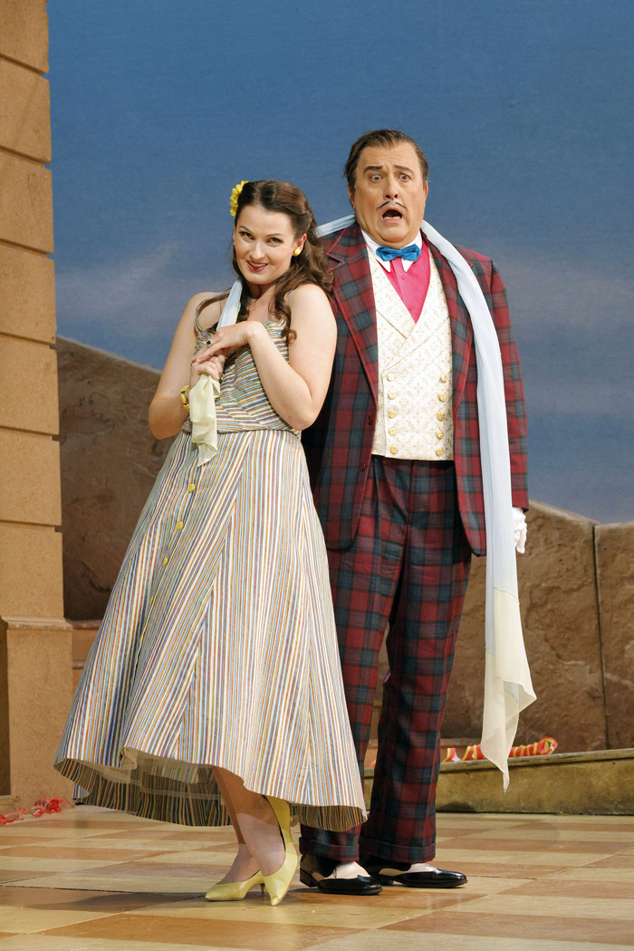 Photos: First Look at THE ELIXIR OF LOVE at San Francisco Opera Image