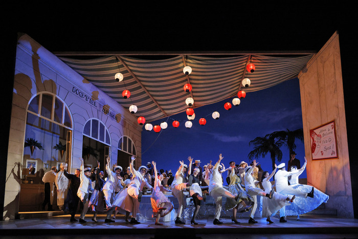 Photos: First Look at THE ELIXIR OF LOVE at San Francisco Opera Image
