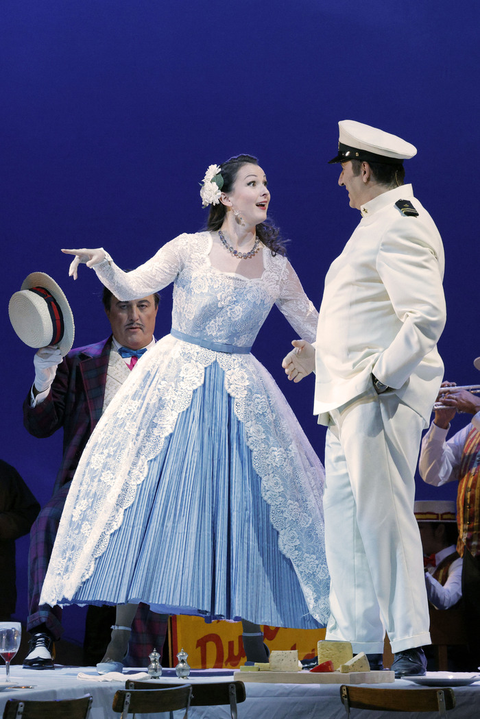 Photos: First Look at THE ELIXIR OF LOVE at San Francisco Opera Image