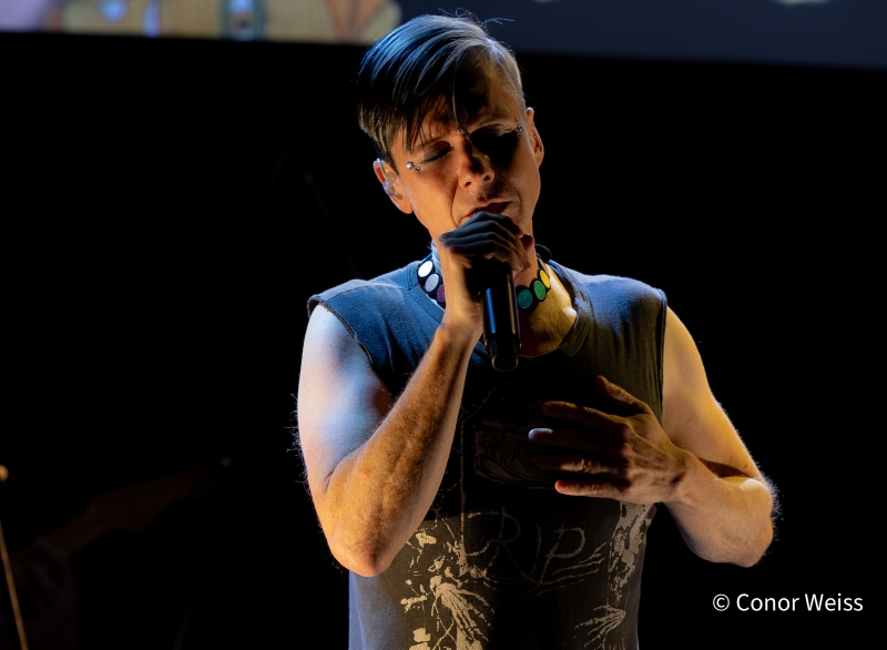 Photos: John Cameron Mitchell & Amber Martin in CASSETTE ROULETTE At Joe's Pub Image