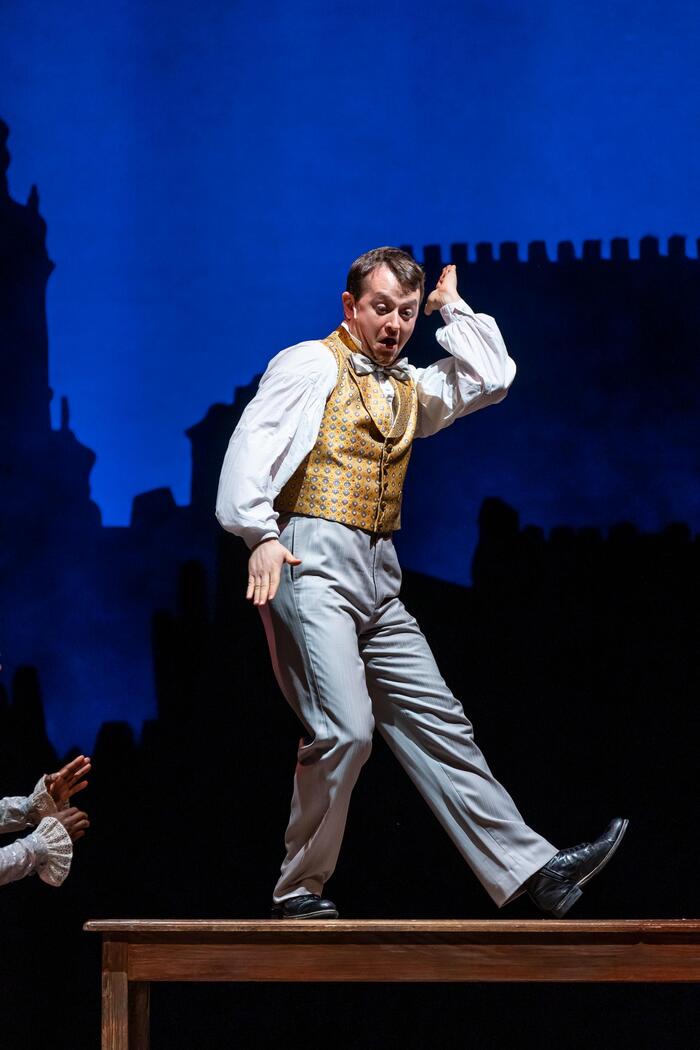 Photos: First Look at A CHRISTMAS CAROL at Ford's Theatre Image