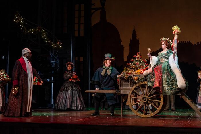 Photos: First Look at A CHRISTMAS CAROL at Ford's Theatre Image