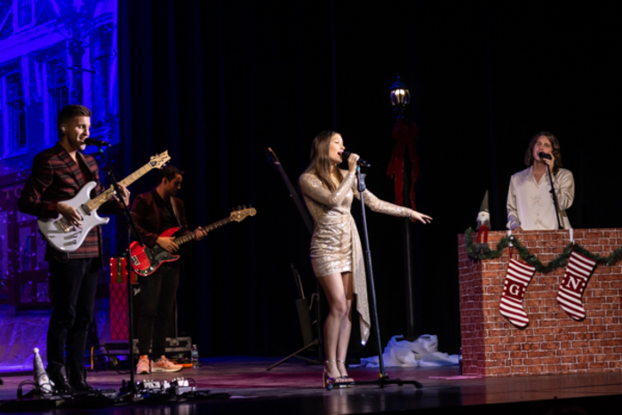Photos: Inside Mount Vernon Arts Consortium presented GIRL NAMED TOM: ONE MORE CHRISTMAS TOUR Image