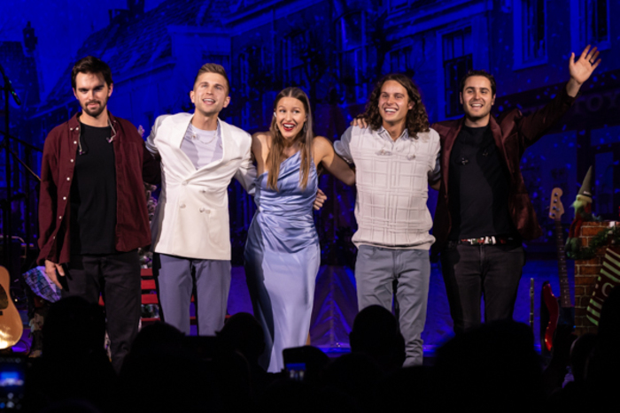 Photos: Inside Mount Vernon Arts Consortium presented GIRL NAMED TOM: ONE MORE CHRISTMAS TOUR Image