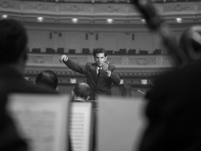 Photos: New Look at MAESTRO With Bradley Cooper & Carey Mulligan; In Theaters Now Before Netflix Release Image