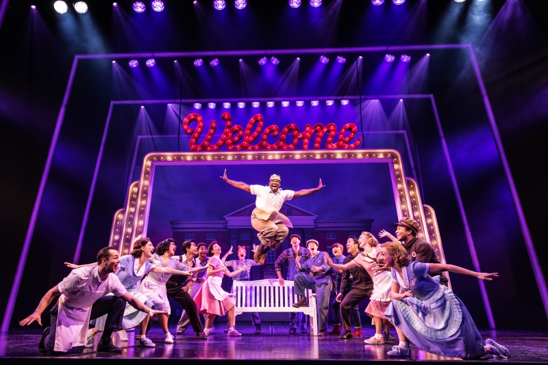 2023 Holiday Gifts for Broadway-Lovers 