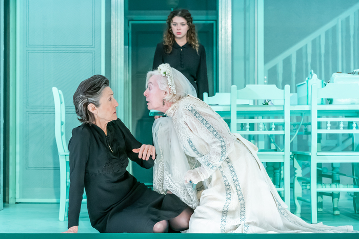 Photos: First Look at the National Theatre's THE HOUSE OF BERNARDA ALBA Image