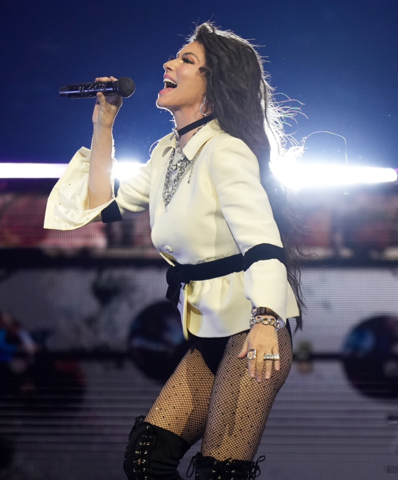 Review: Shania Twain Ends QUEEN OF ME Tour in Vancouver! 