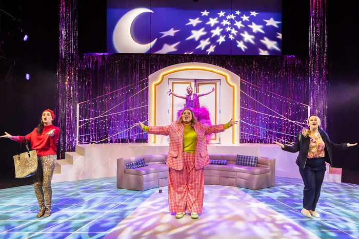 Photos: First Look at UGLY: A CINDERELLA STORY at Cumbernauld Theatre Image