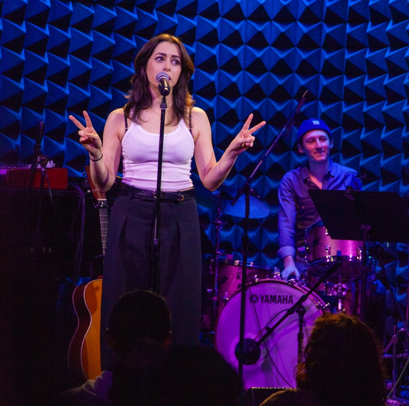Review: CRISTIN MILIOTI An Oasis Of Coolness At Joe's Pub Image