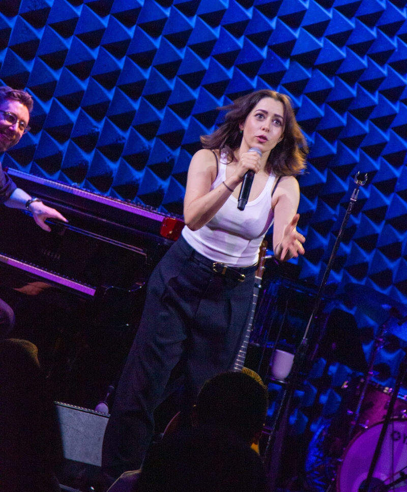 Review: CRISTIN MILIOTI An Oasis Of Coolness At Joe's Pub Image