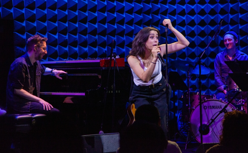 Review: CRISTIN MILIOTI An Oasis Of Coolness At Joe's Pub Image