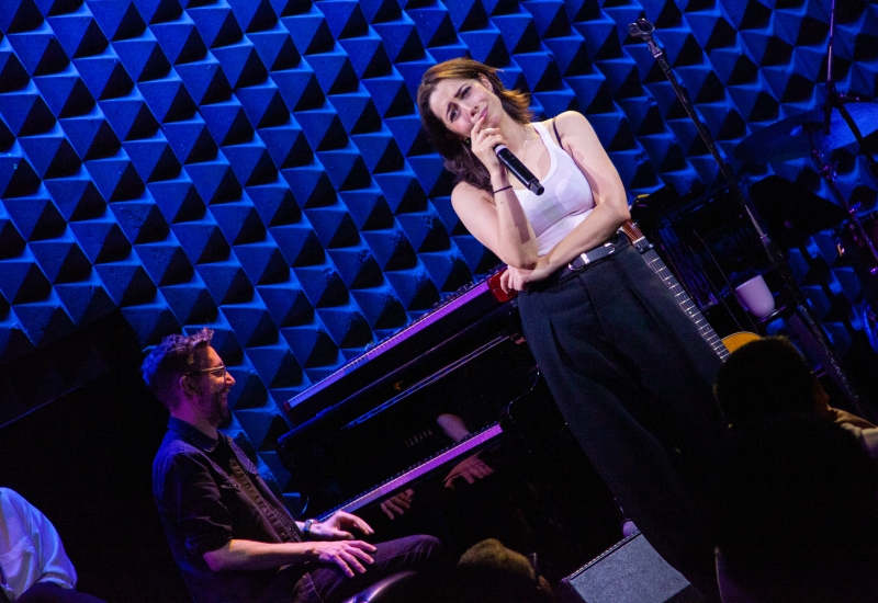 Review: CRISTIN MILIOTI An Oasis Of Coolness At Joe's Pub Image