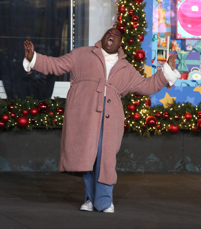 Photos: Ashley Park, Brandy & Alex Newell Rehearse for the Macy's Thanksgiving Day Parade 