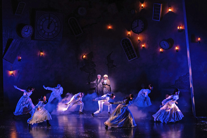 Photos/Video: First Look At A CHRISTMAS CAROL 2023 At ZACH Theatre Image
