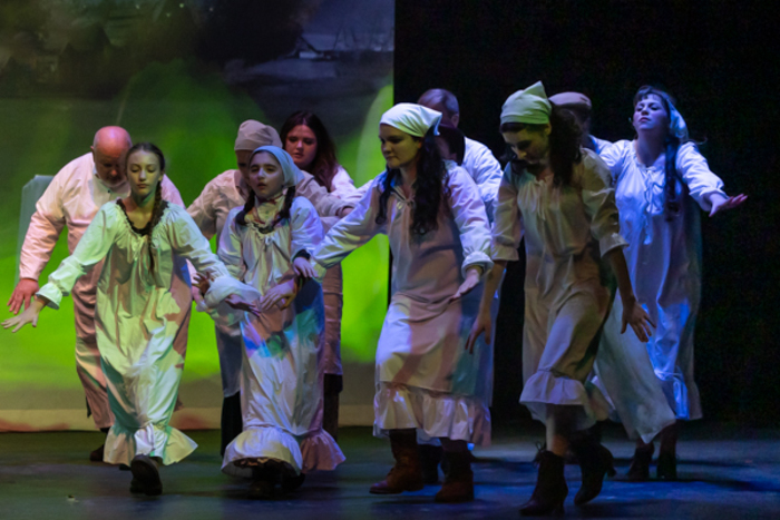 Photos: First look at Gallery Players' FIDDLER ON THE ROOF Image