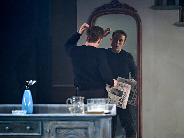 Photos: First Look at Jared Harris in Young Vic's THE HOMECOMING Image