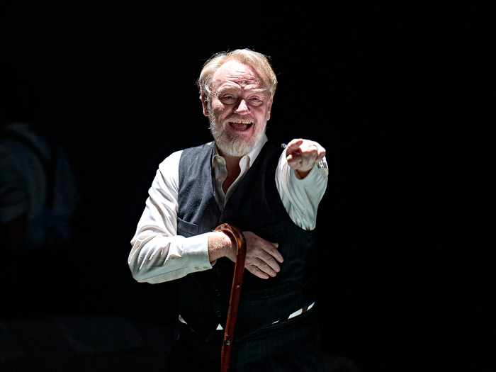 Photos: First Look at Jared Harris in Young Vic's THE HOMECOMING 