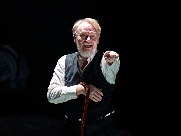 Photos: First Look at Jared Harris in Young Vic's THE HOMECOMING Image
