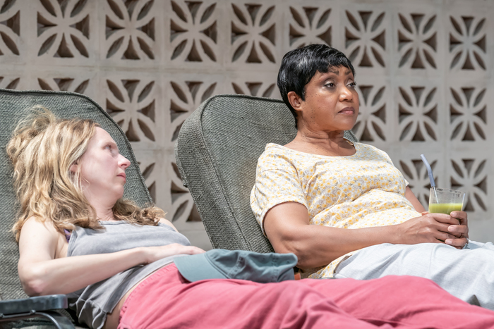 Photos: First Look at INFINITE LIFE at the National Theatre Image