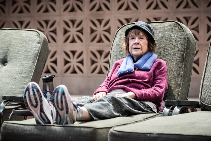 Photos: First Look at INFINITE LIFE at the National Theatre Image