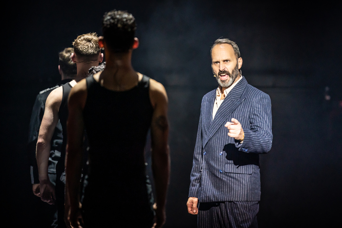 Photos: First Look at EVITA at Leicester's Curve Theatre Image