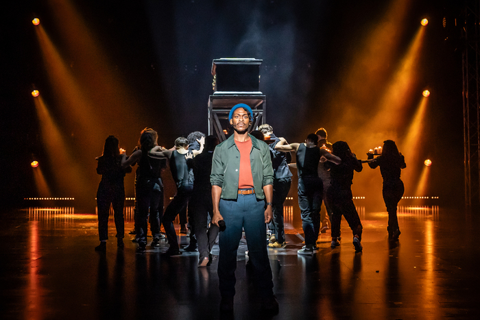 Photos: First Look at EVITA at Leicester's Curve Theatre Image