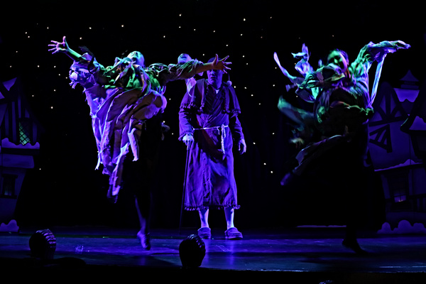 Photos: First Look At A CHRISTMAS CAROL THE MUSICAL Off-Broadway At The Players Theatre Image
