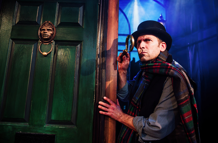 Photos: First Look At A SHERLOCK CAROL At Marylebone Theatre Image