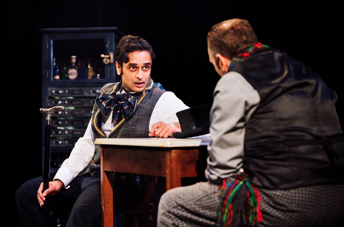 Photos: First Look At A SHERLOCK CAROL At Marylebone Theatre Image