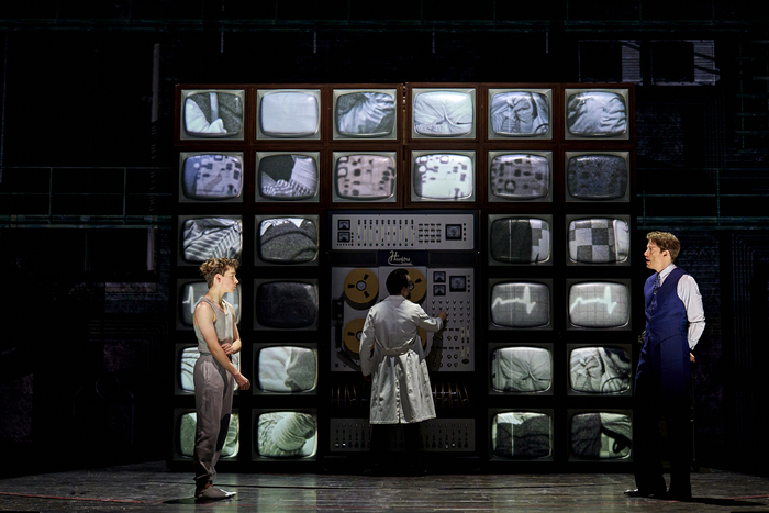 Photos: First Look at STRANGER THINGS: THE FIRST SHADOW in the West End Image