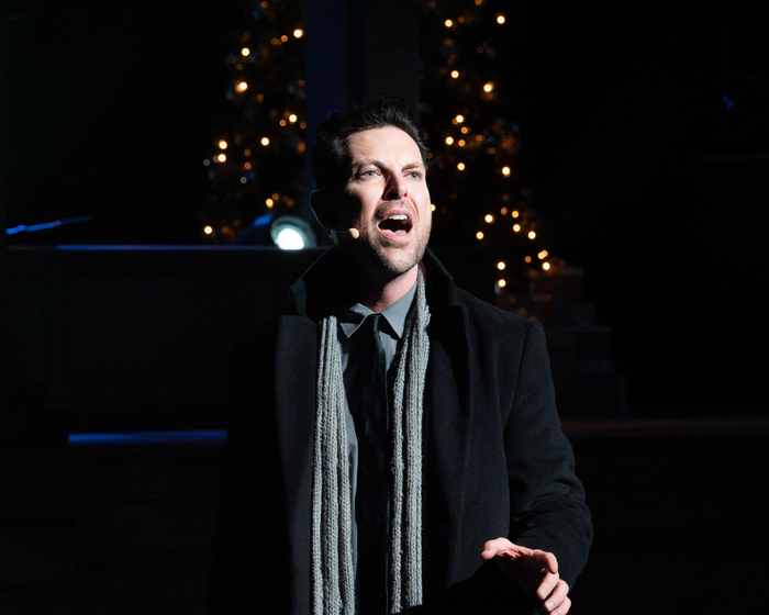 Photos: First Look at LOVE ACTUALLY LIVE at the Wallis Anneberg Image