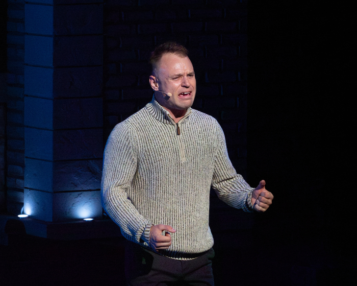 Photos: First Look at LOVE ACTUALLY LIVE at the Wallis Anneberg Image