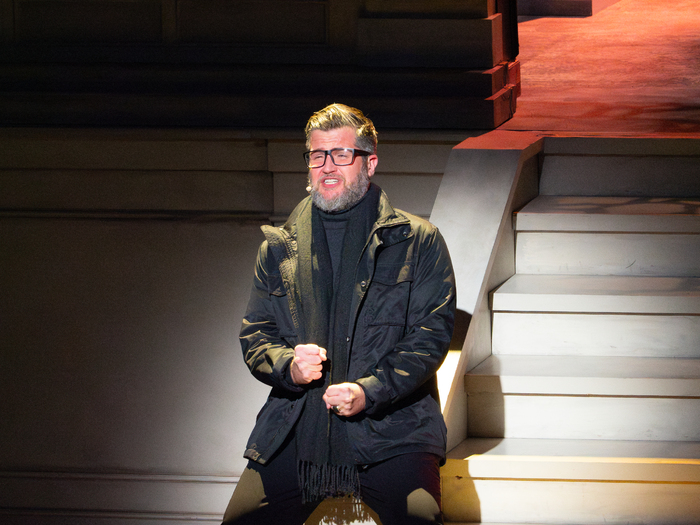 Photos: First Look at LOVE ACTUALLY LIVE at the Wallis Anneberg Image